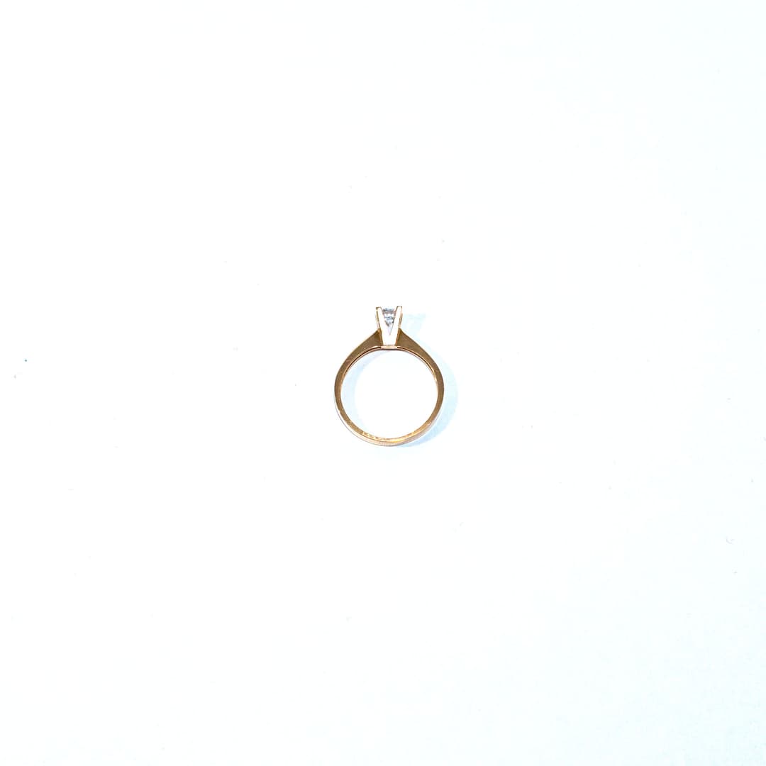 INEL DE LOGODNĂ DIN AUR GALBEN CU DIAMANT NATURAL